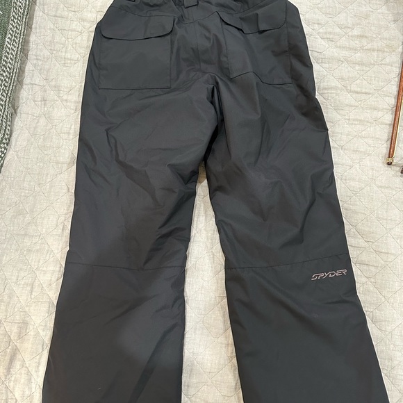 Spyder sky jacket, pants & Bennie - Picture 10 of 12